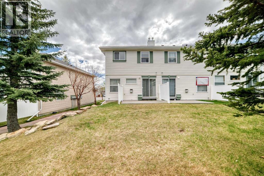 152 Country Hills Villas NW - 34