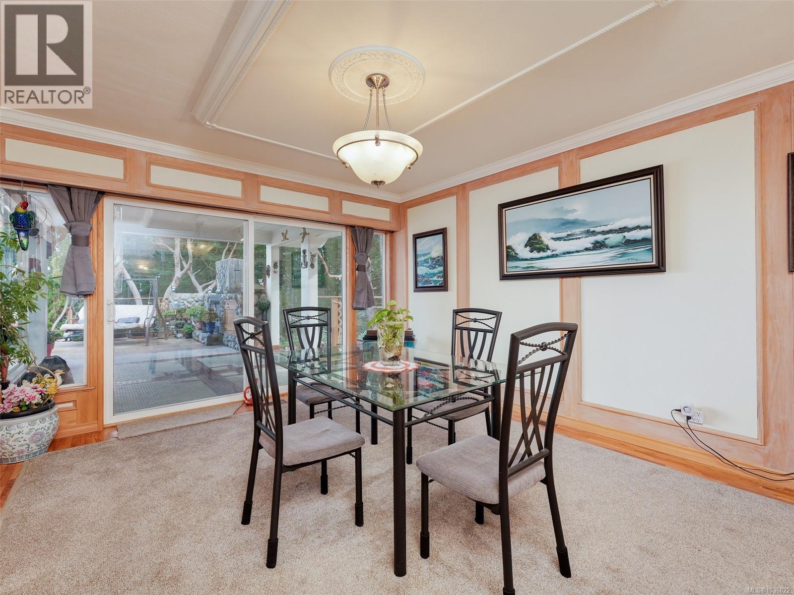 371 McCurdy Dr - 10