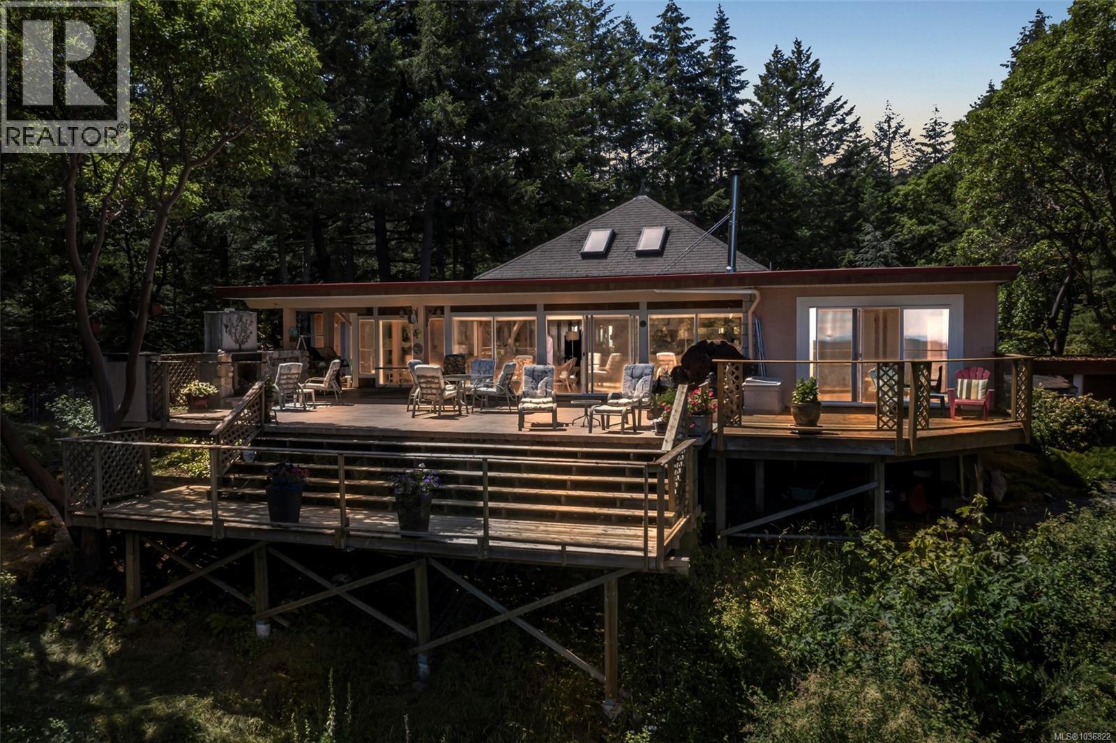 371 McCurdy Dr - 2