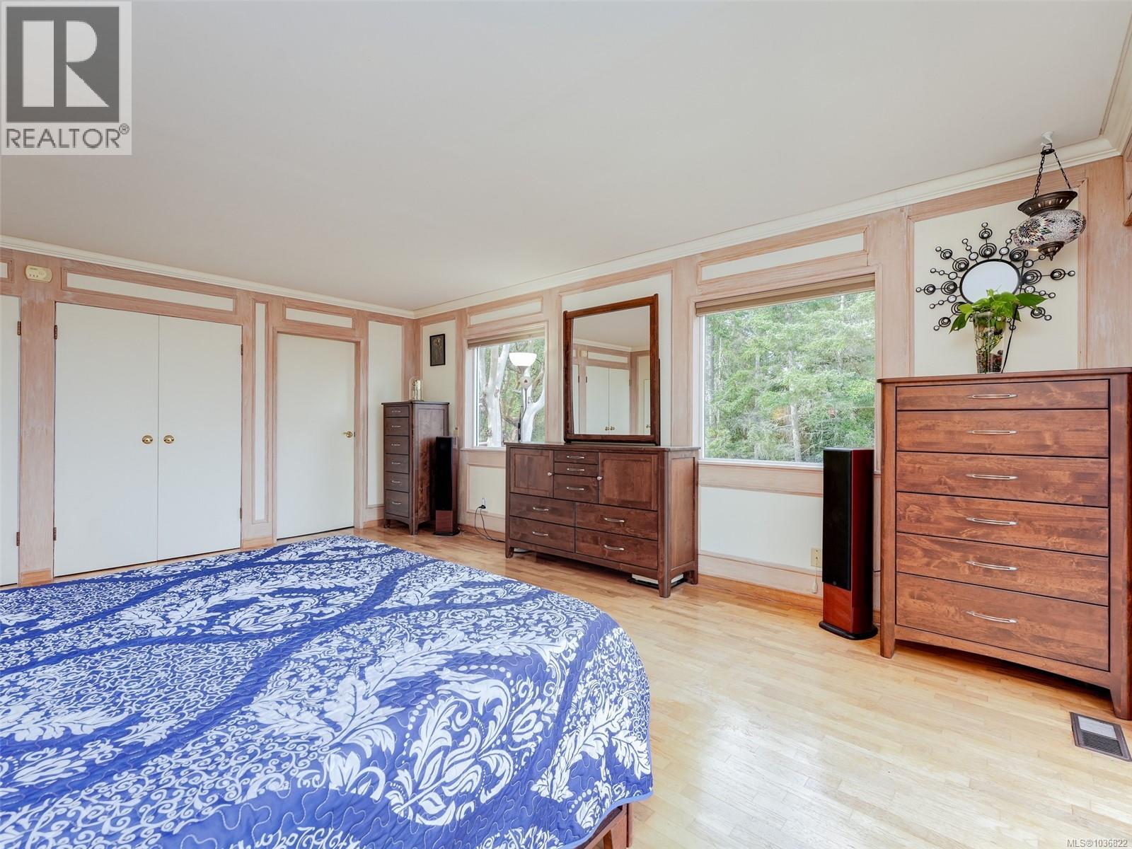 371 McCurdy Dr - 20