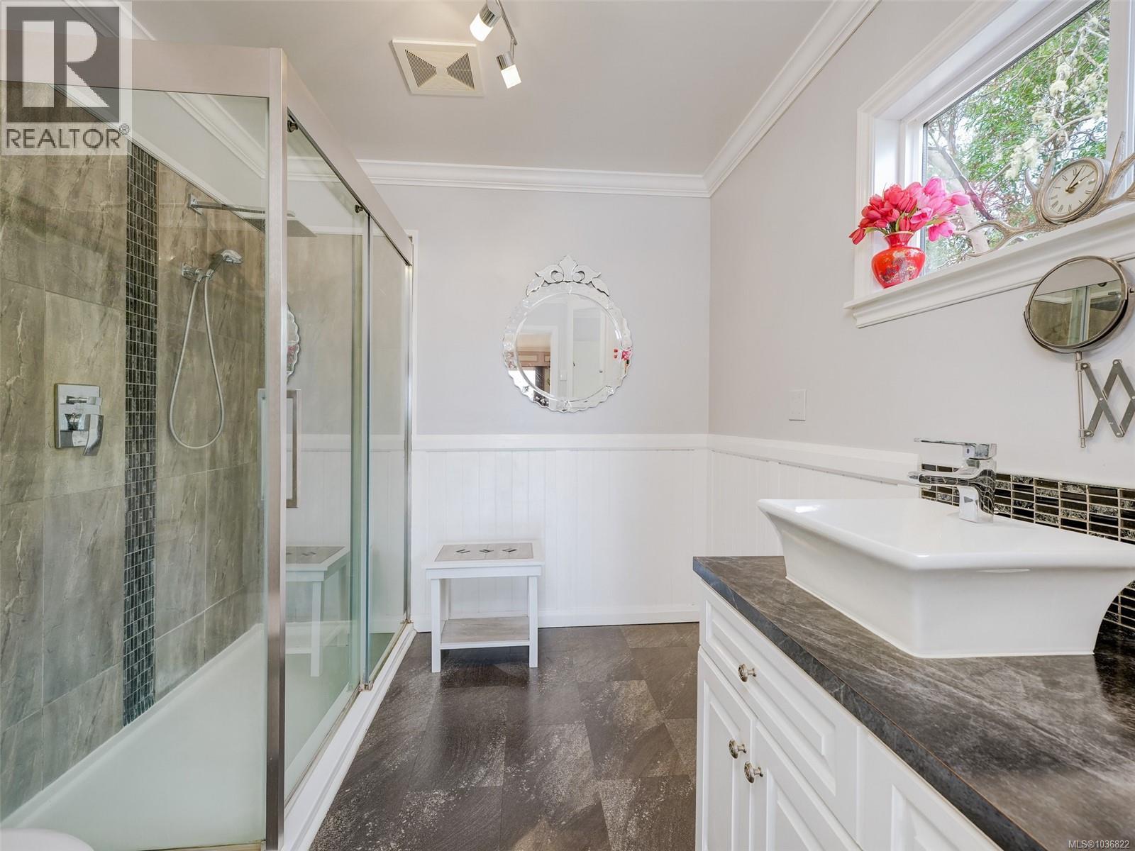 371 McCurdy Dr - 21