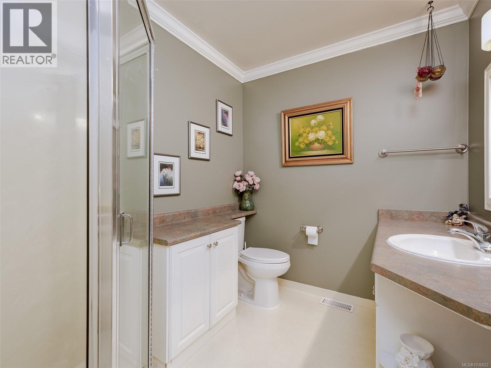371 McCurdy Dr - 24