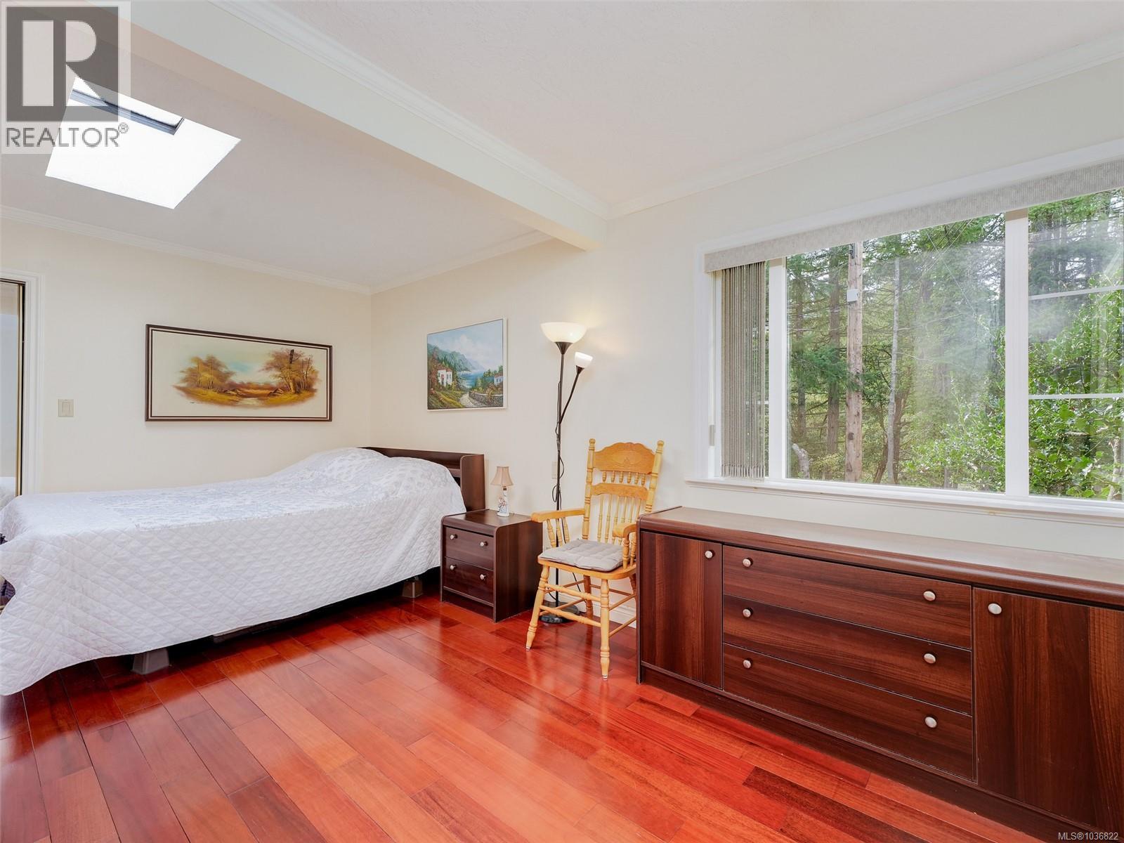 371 McCurdy Dr - 25