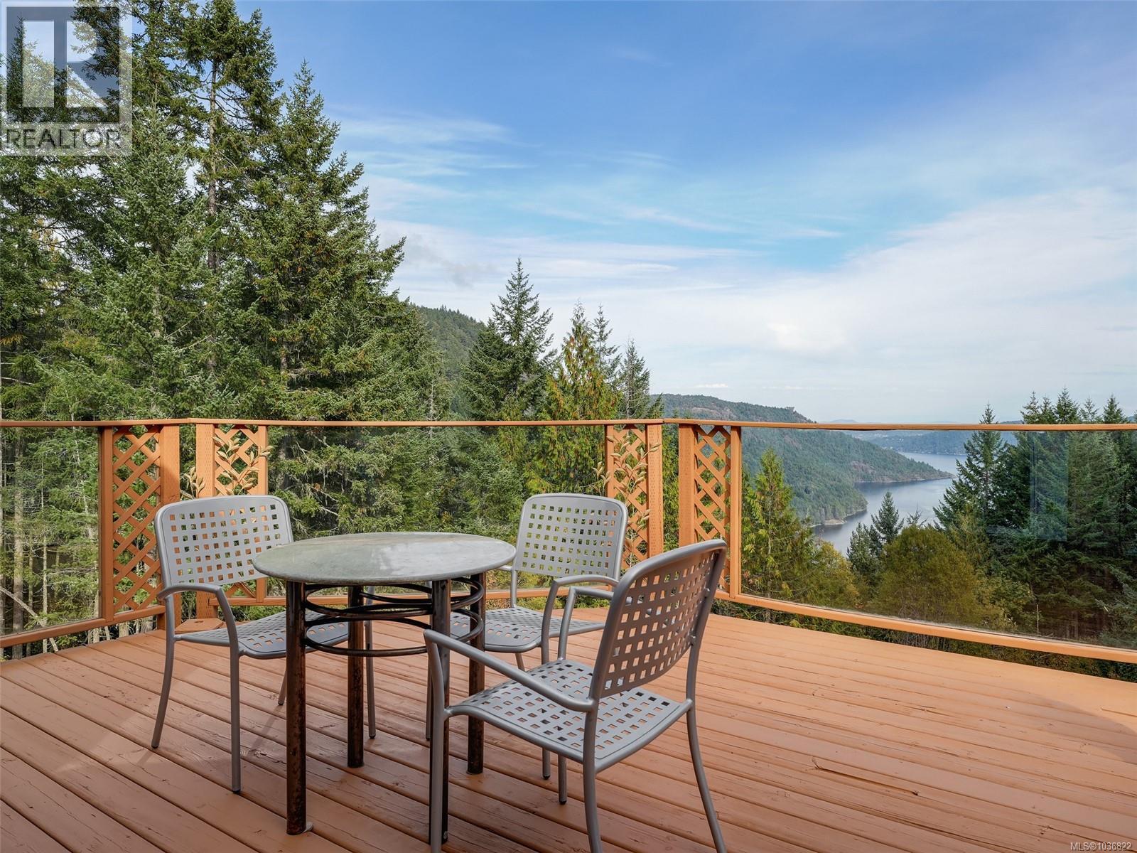 371 McCurdy Dr - 33