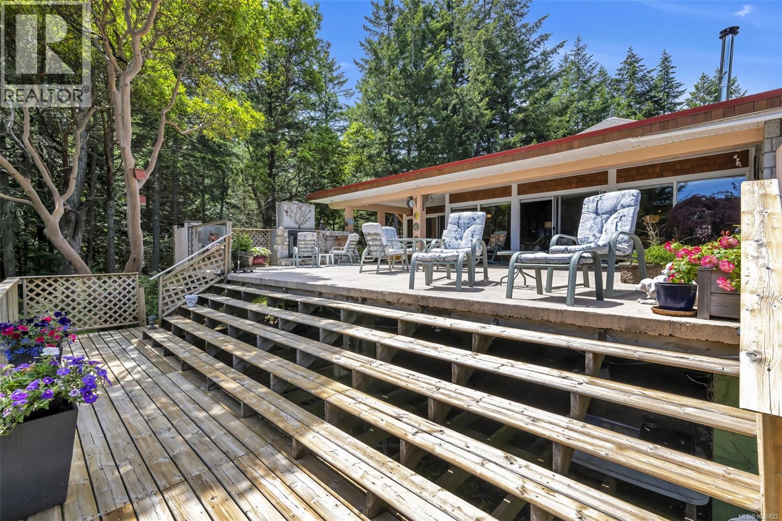 371 McCurdy Dr - 46