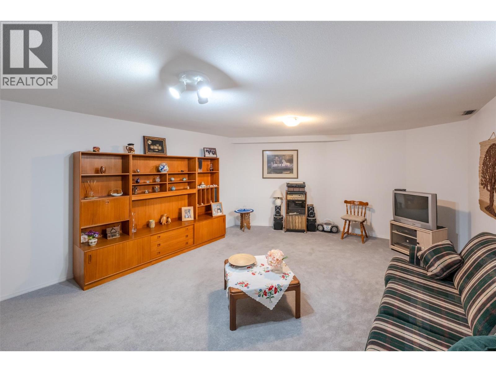 1634 Carmi Avenue Unit# 105, Penticton