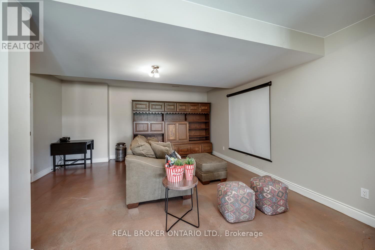 4186 GREEN ROAD - 36
