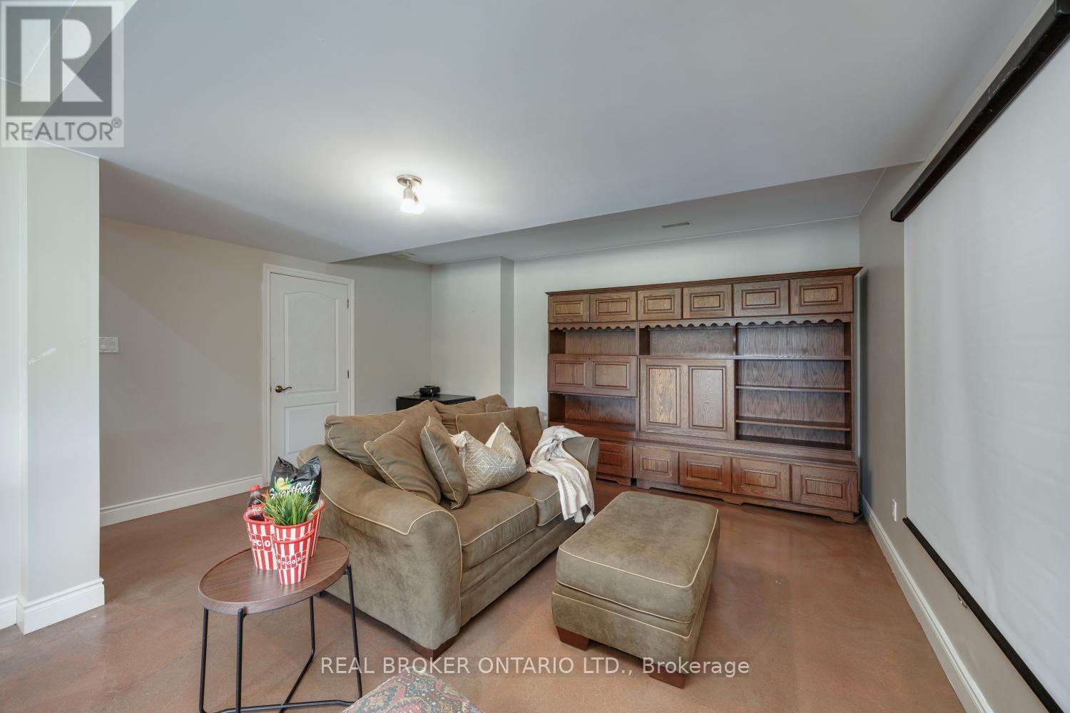 4186 GREEN ROAD - 37