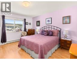 38 5761 Wharf Avenue, Sechelt, BC V0N3A0 Photo 11