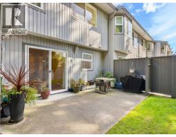 38 5761 Wharf Avenue, Sechelt, BC V0N3A0 Photo 22