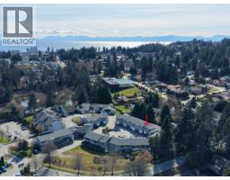 38 5761 Wharf Avenue, Sechelt, BC V0N3A0 Photo 25