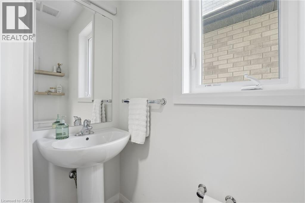 239 ALESSIO Drive, Hamilton, Ontario, L9B0K7 — Photo 33