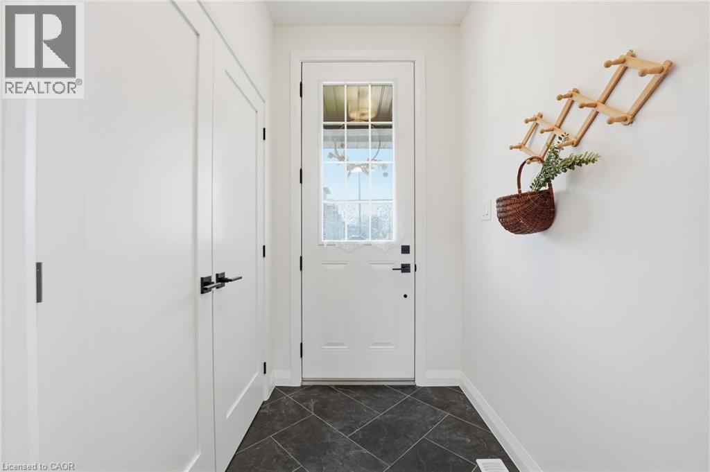 239 ALESSIO Drive, Hamilton, Ontario, L9B0K7 — Photo 15