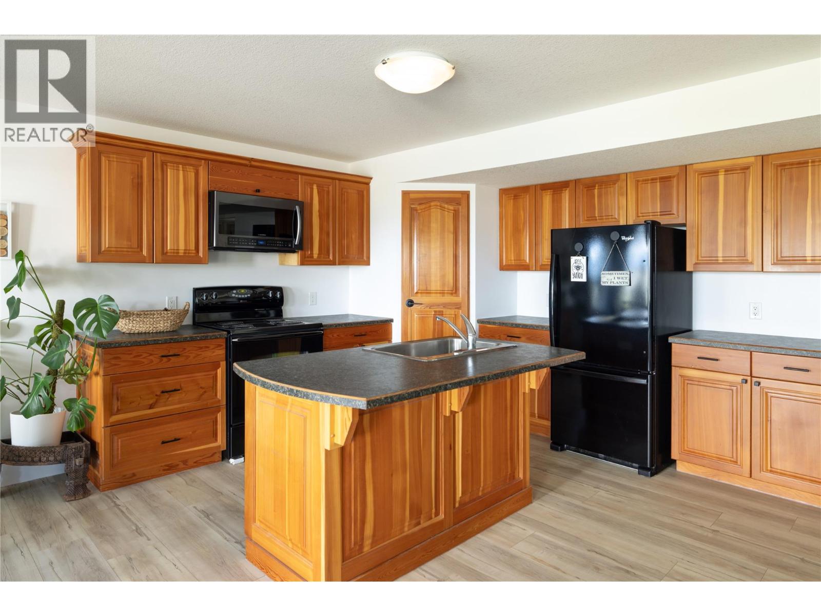 5521 Hartnell Road, Vernon