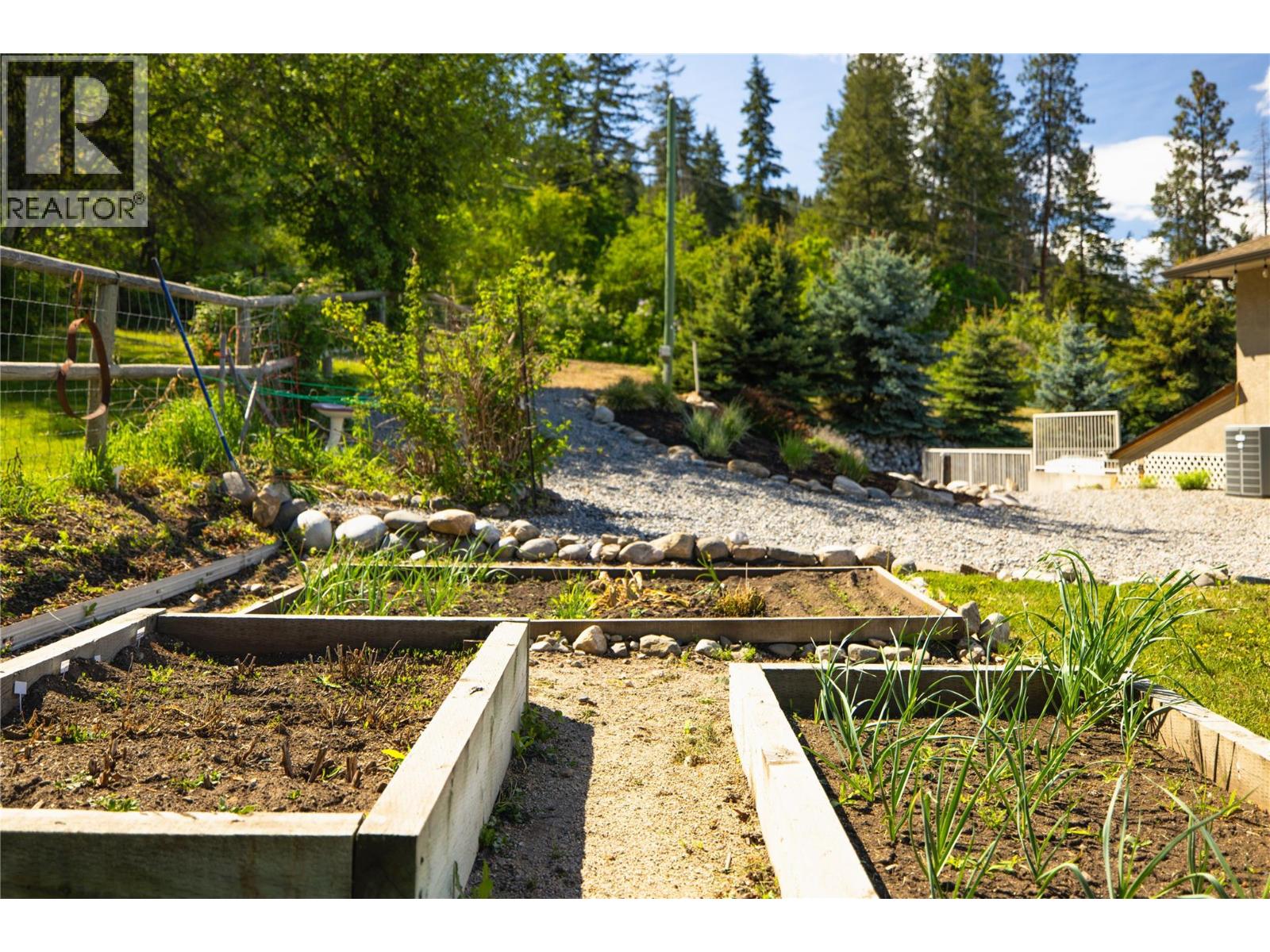 5521 Hartnell Road, Vernon