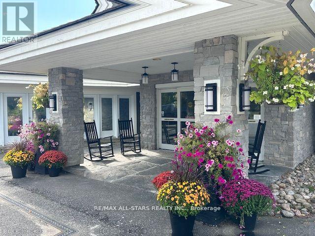#31 1869 MUSKOKA ROAD 118 - 10