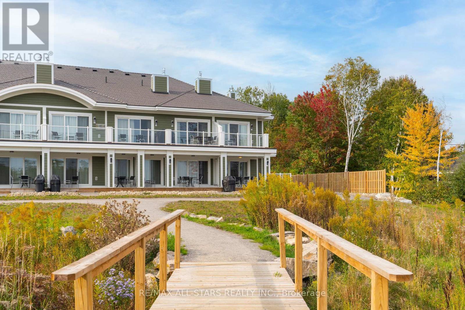 #31 1869 MUSKOKA ROAD 118 - 34