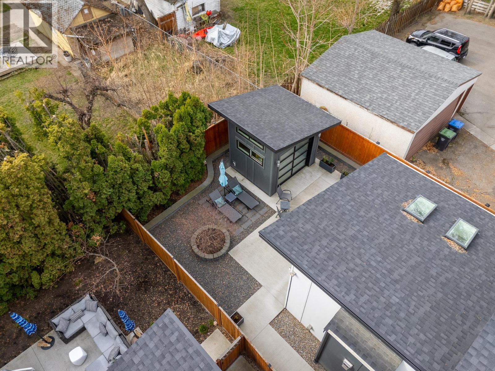  827 Saucier Avenue, Kelowna