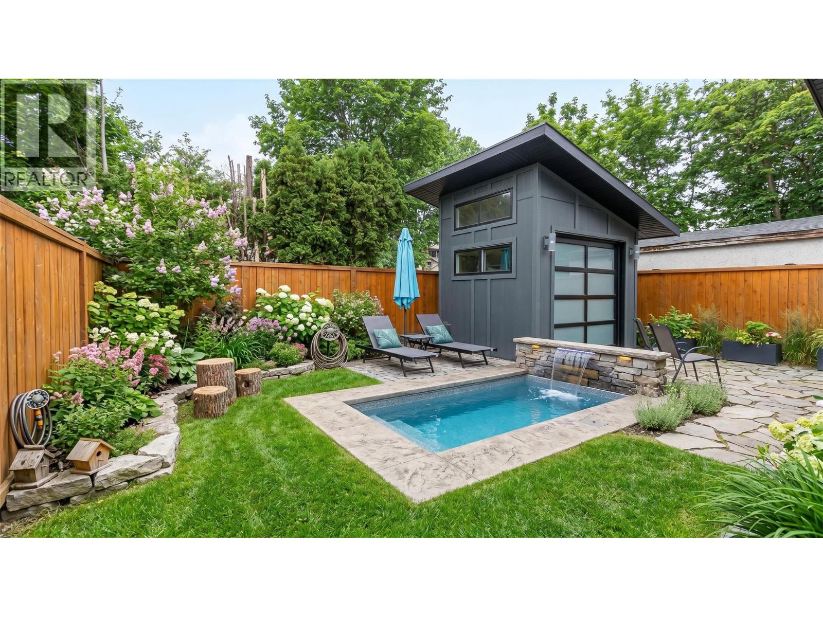  827 Saucier Avenue, Kelowna