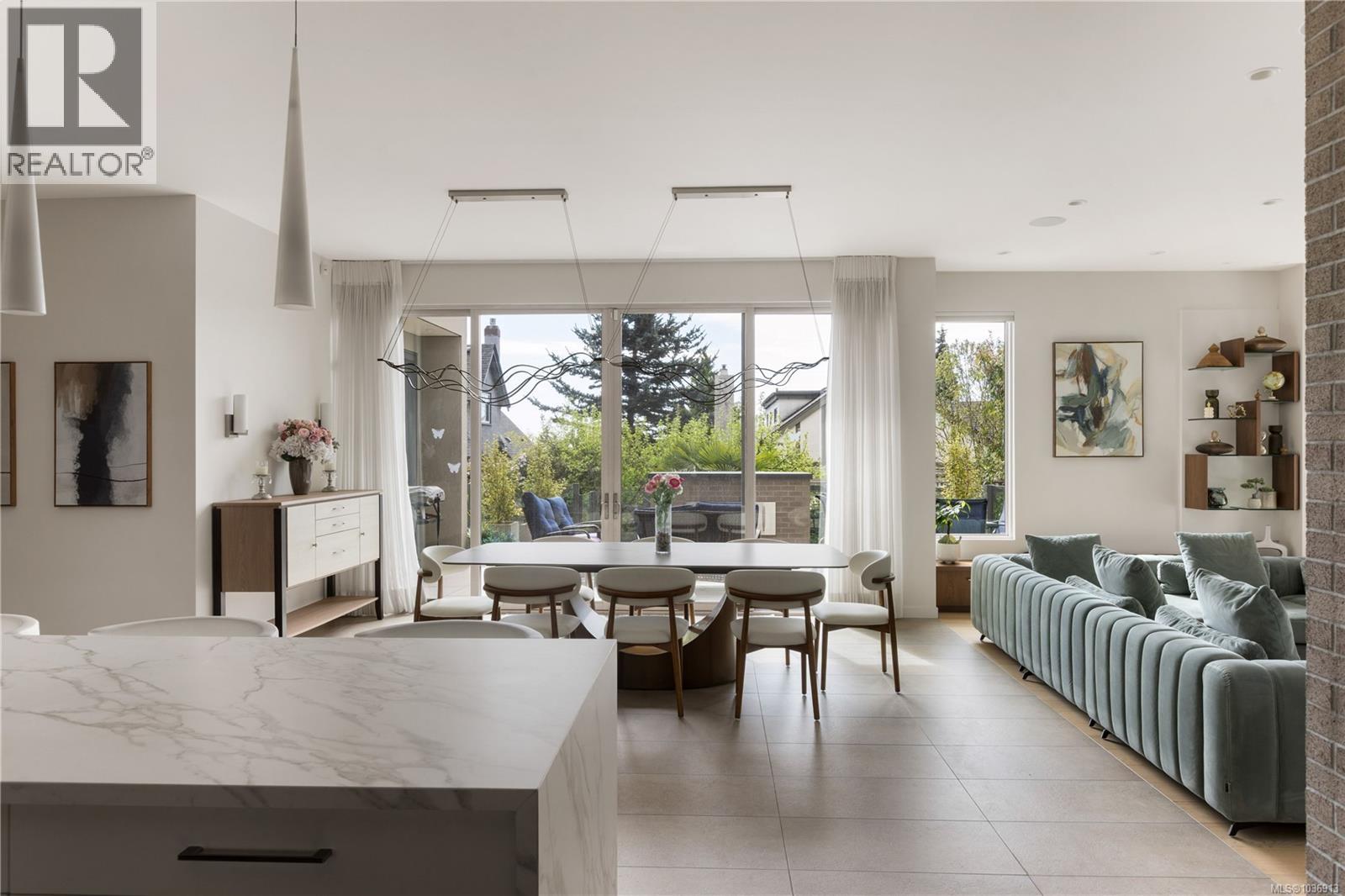 2816 Burdick Ave - 37