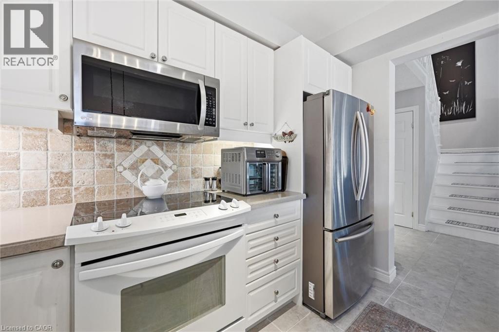 25 HAMILTON Street S Unit# 29, Waterdown, Ontario, L8B0L1 — Photo 18