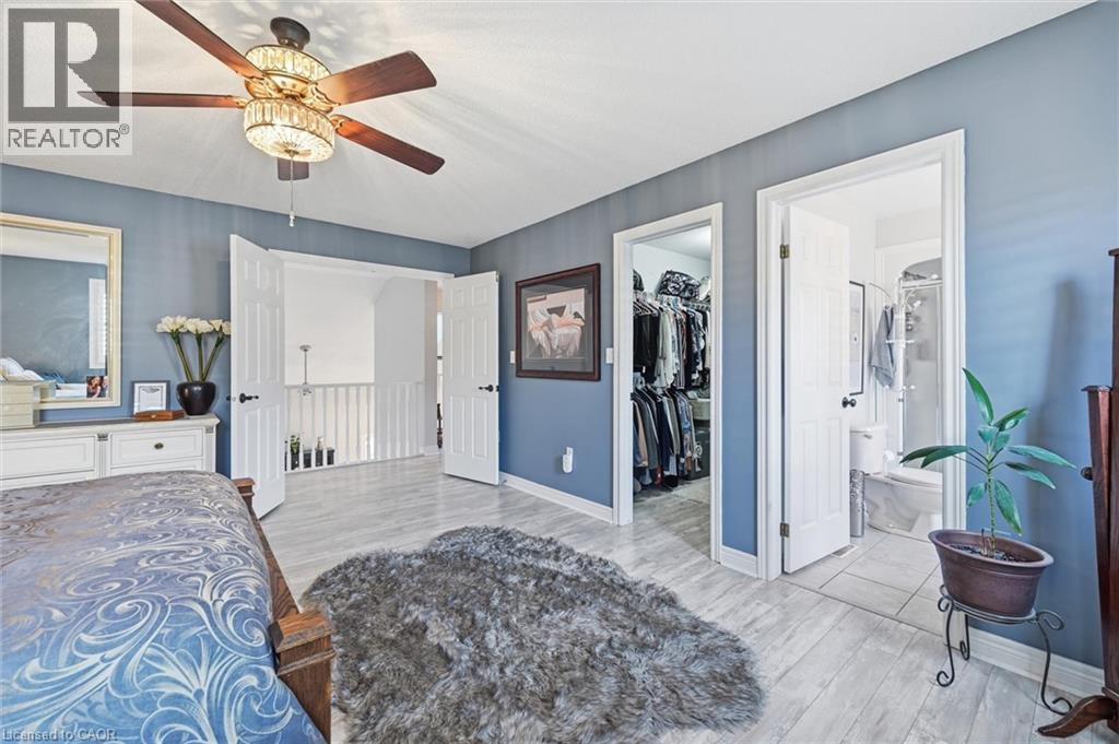#29 25 HAMILTON Street S - 35