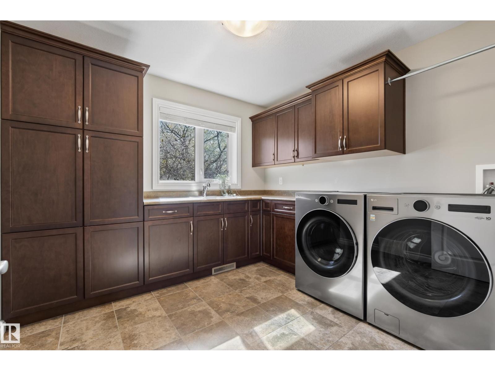 11523 80 AV NW, Edmonton