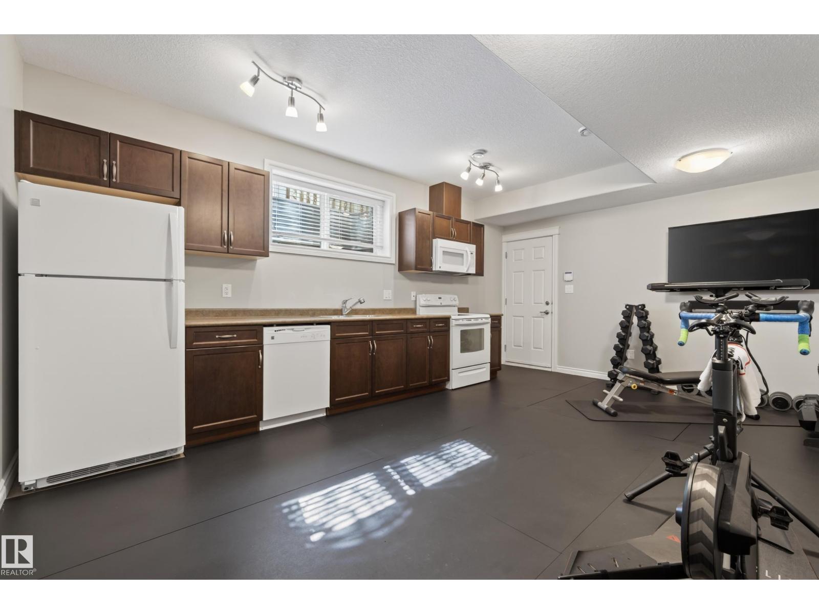 11523 80 AV NW, Edmonton
