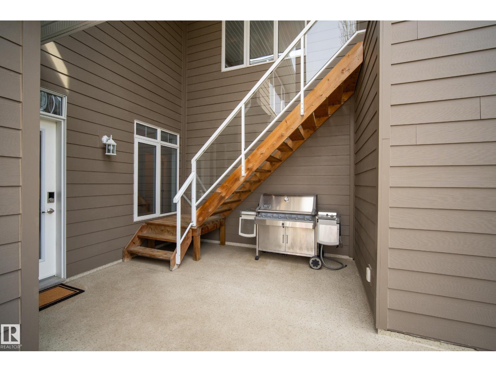 11523 80 AV NW, Edmonton