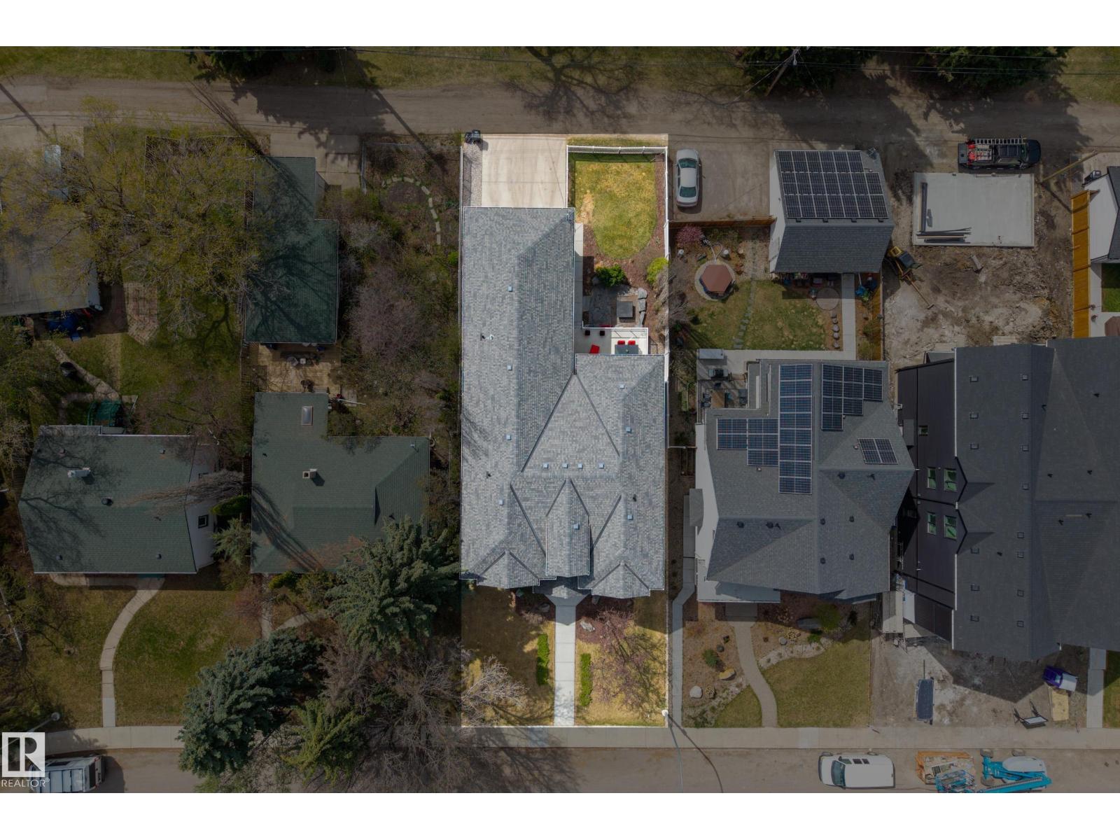 11523 80 AV NW, Edmonton