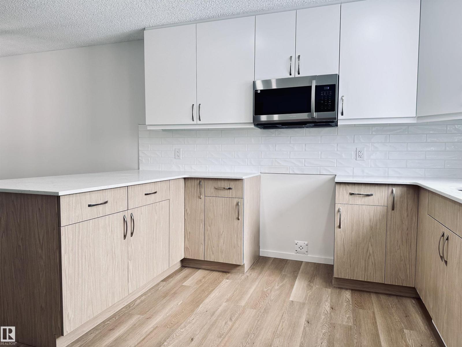 4843 115 AV NW - 13