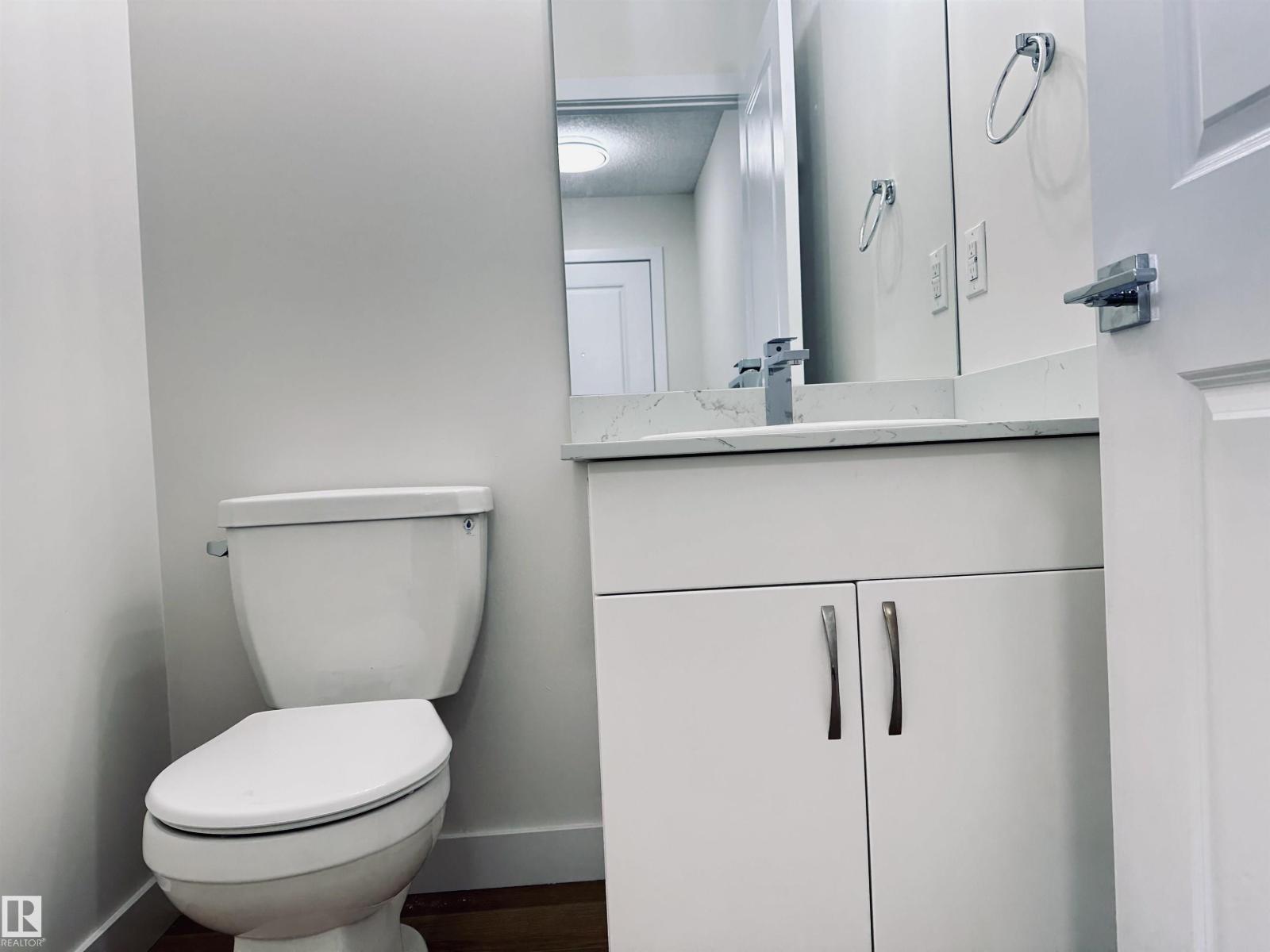 4843 115 AV NW - 24