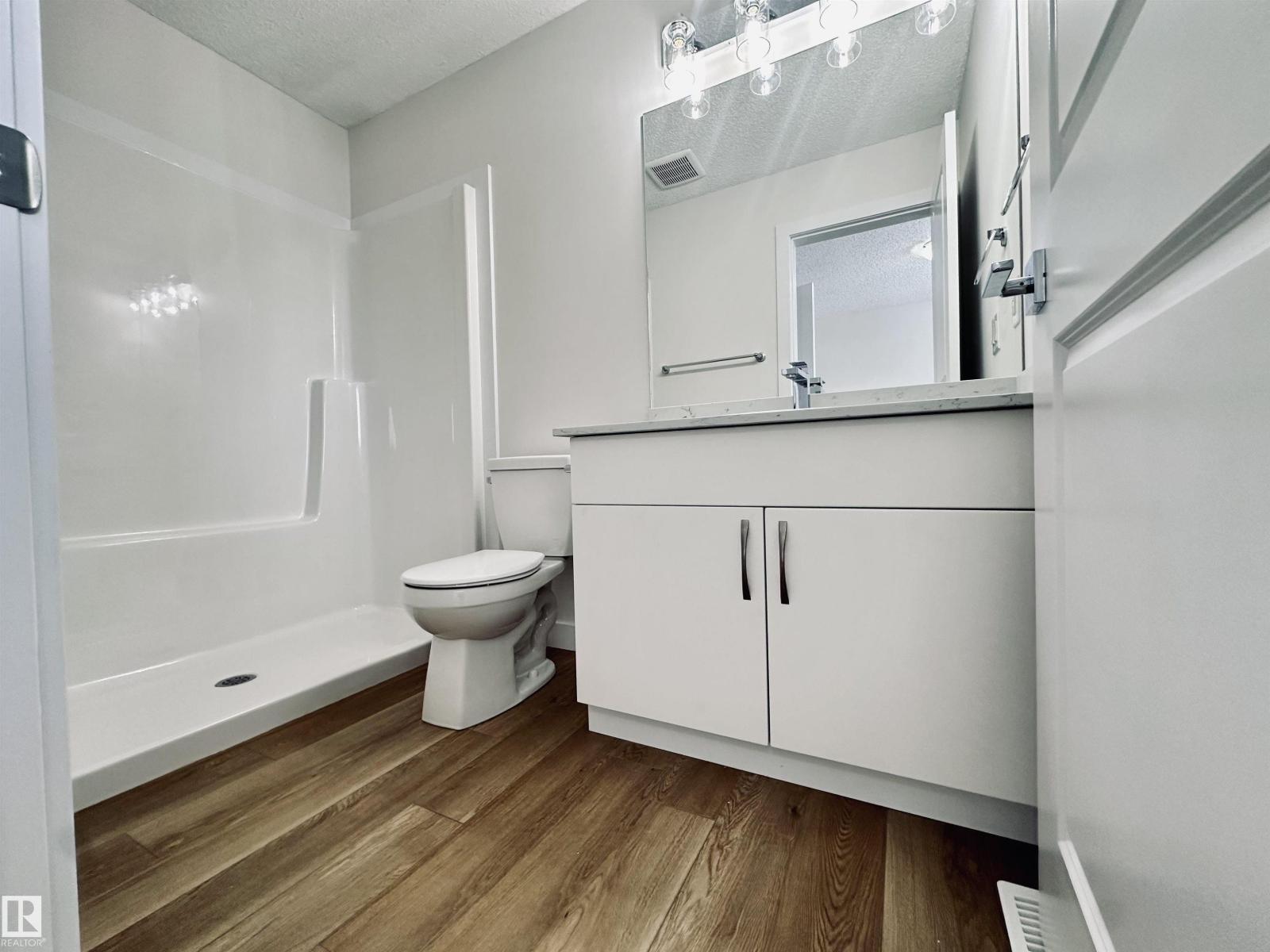 4843 115 AV NW - 35
