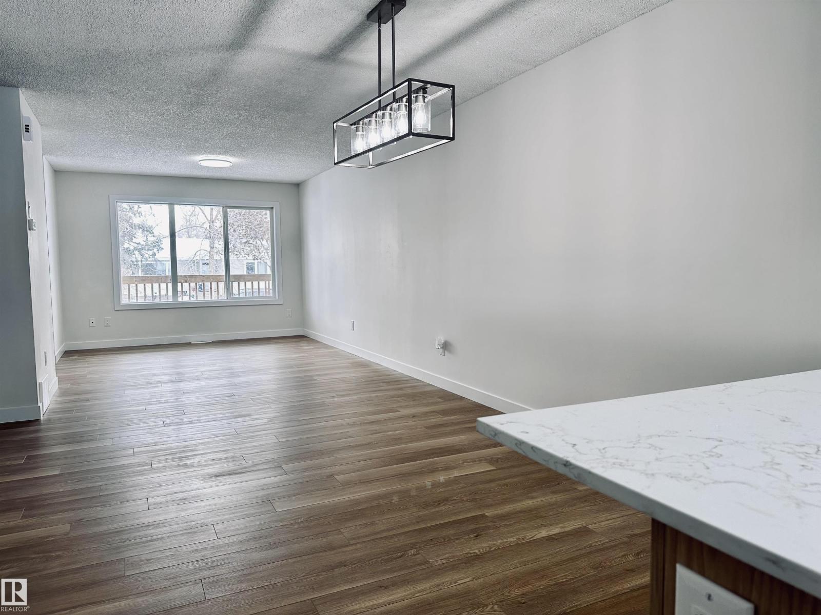 4843 115 AV NW - 4