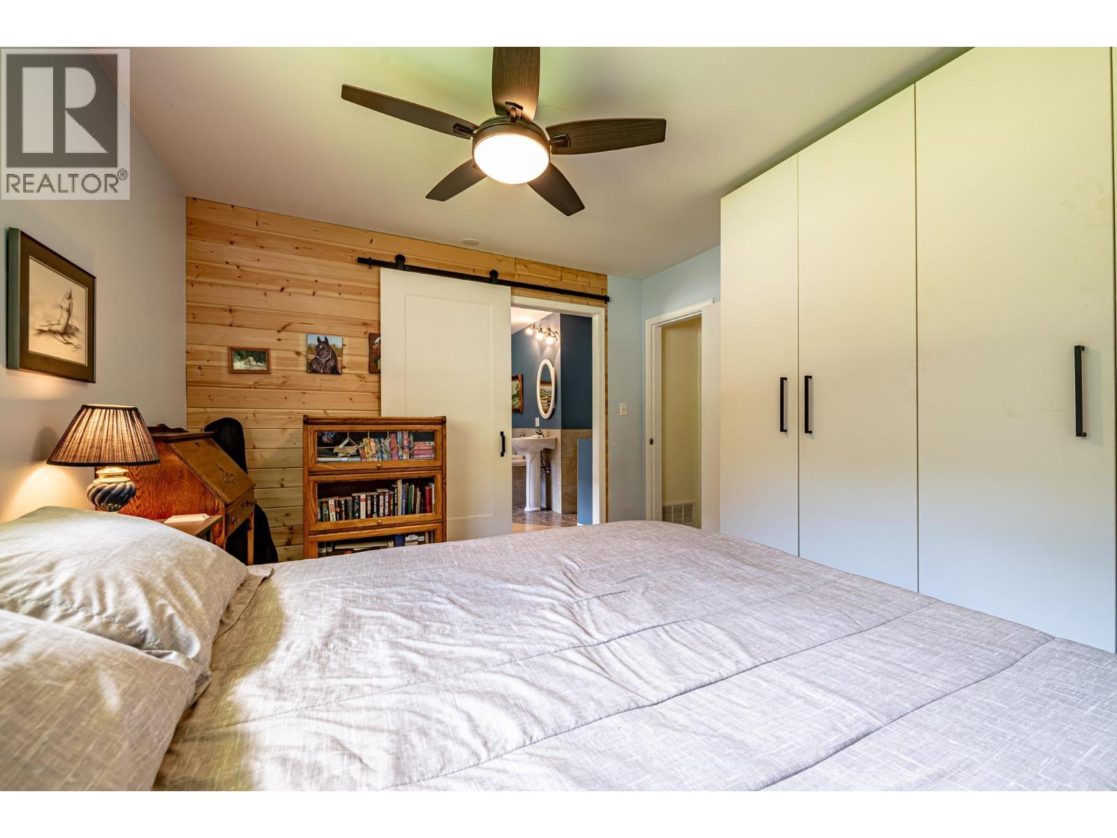 8895 Highway 6 Highway, Salmo