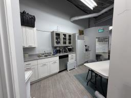 1379 Portage Ave, Winnipeg, MB R3G0V8 Photo 13