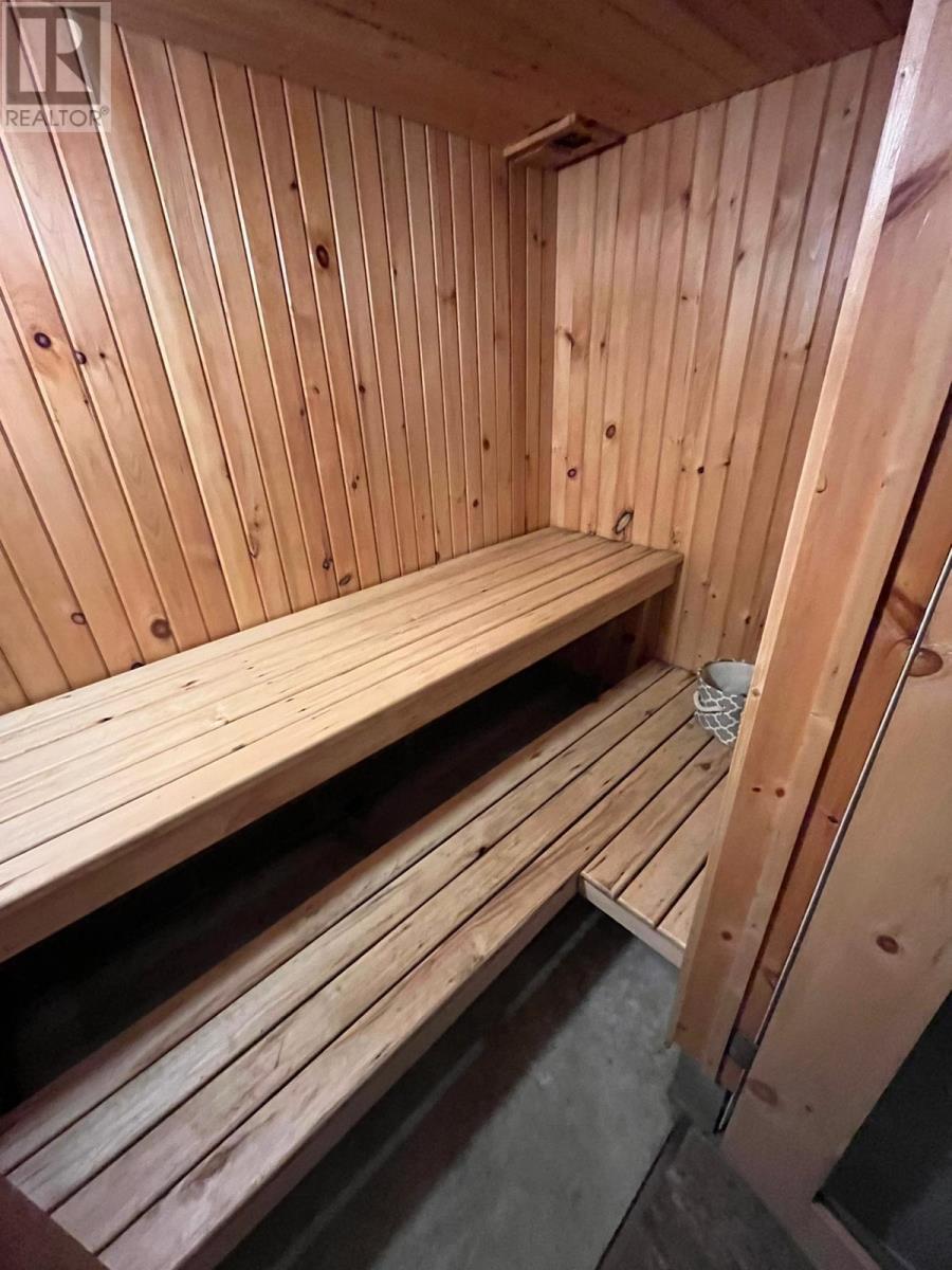 558 Van Norman, Thunder Bay, Ontario, P7A4E7 — Photo 3