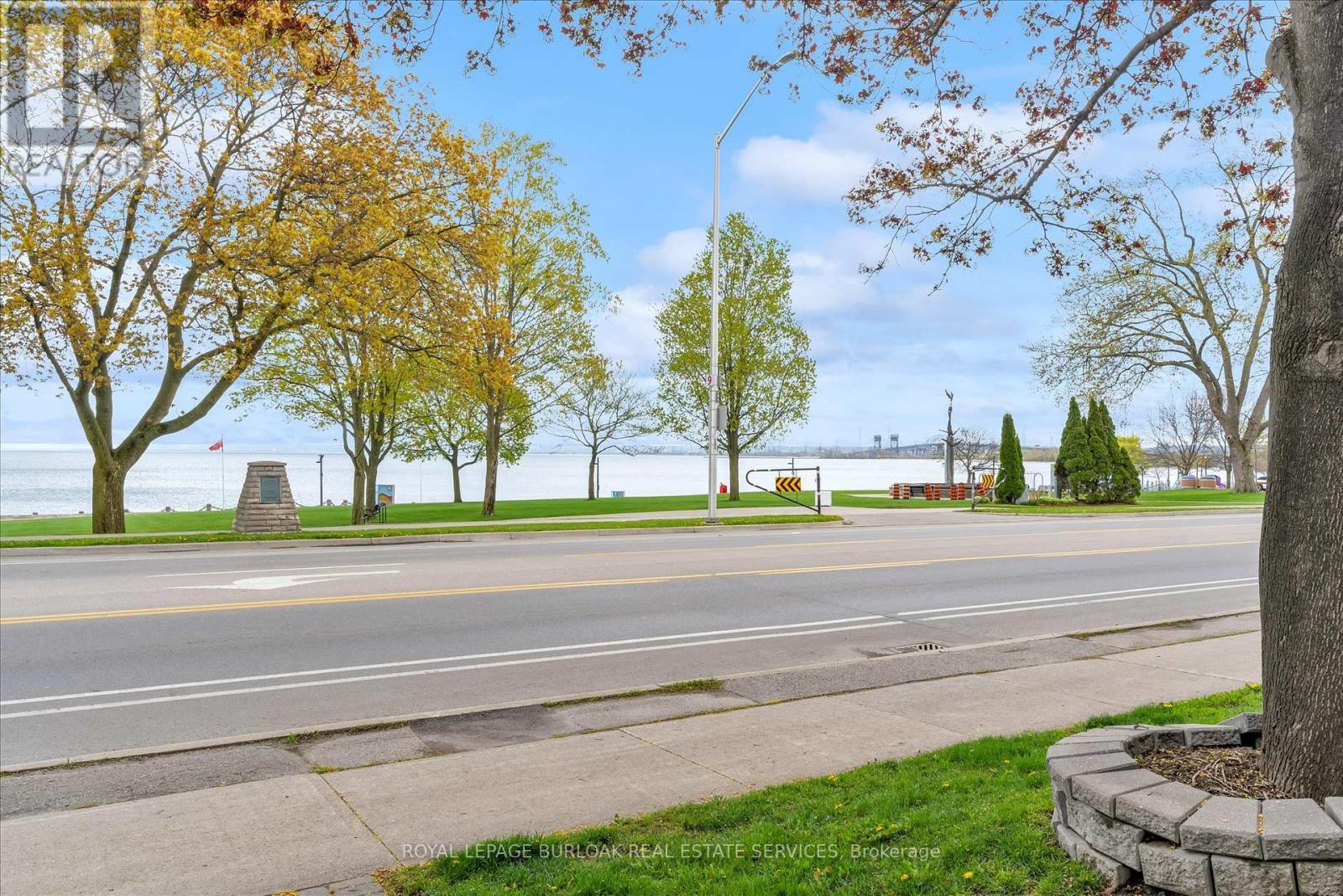 1389 LAKESHORE ROAD - 50