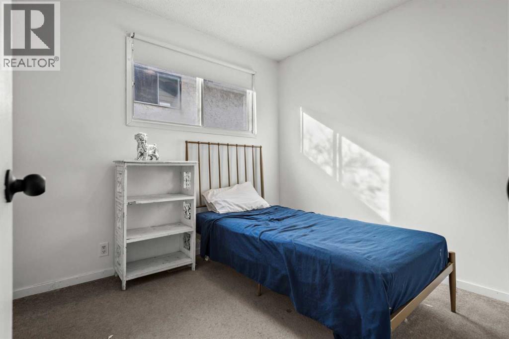 8510 Centre Street NE - 19