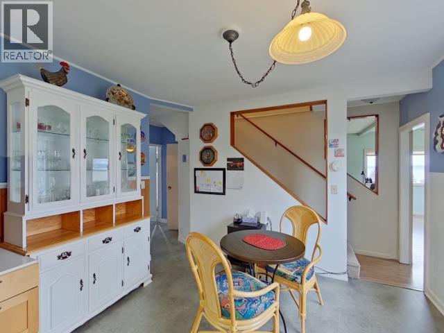 7170 JORDAN STREET, Powell River