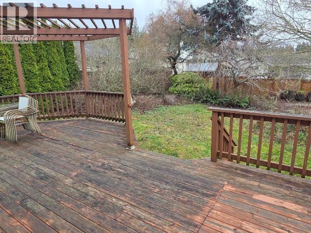 7170 JORDAN STREET, Powell River