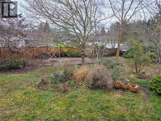 7170 JORDAN STREET, Powell River