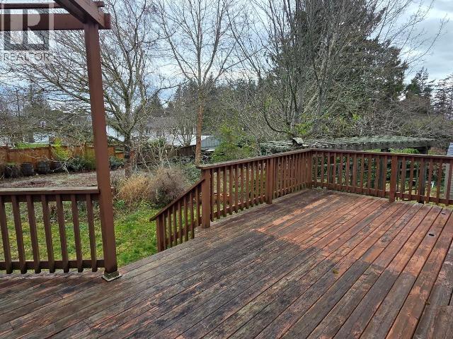 7170 JORDAN STREET, Powell River