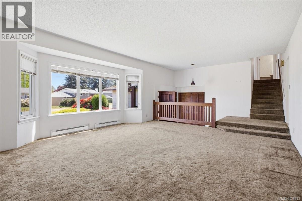 3586 Country Club Dr - 12