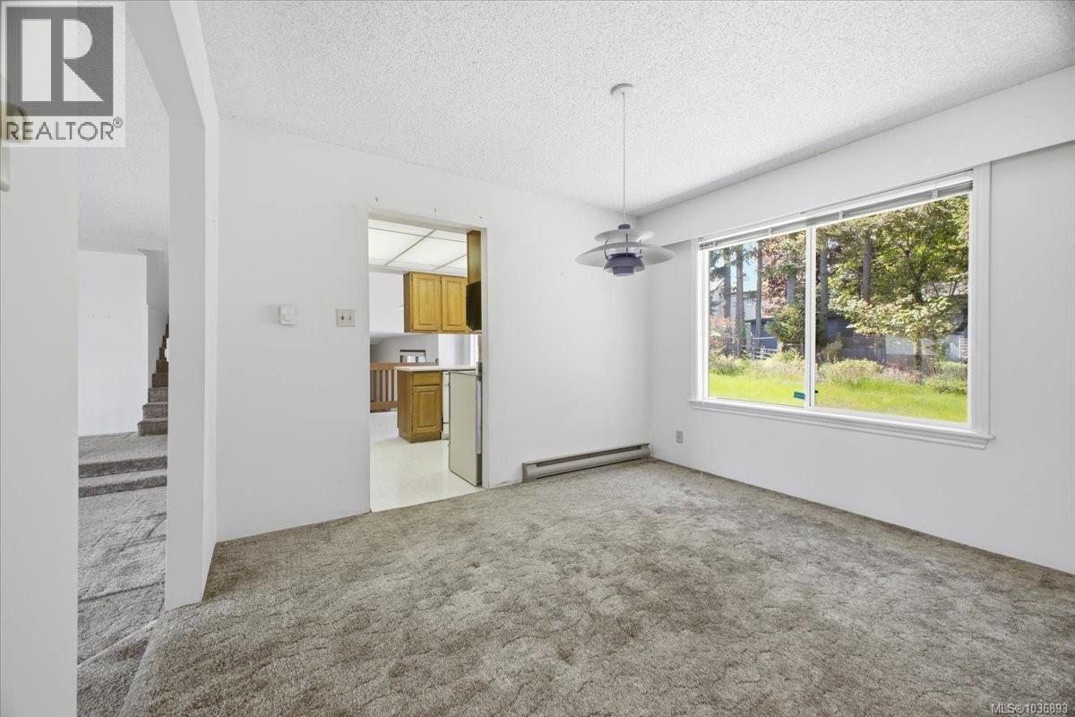 3586 Country Club Dr - 13