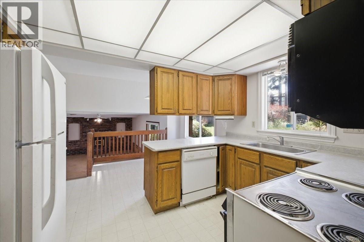 3586 Country Club Dr - 15