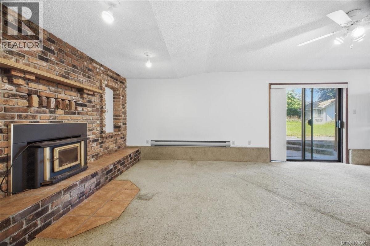 3586 Country Club Dr - 21