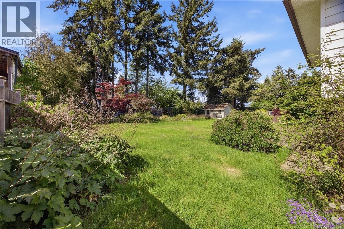 3586 Country Club Dr - 48