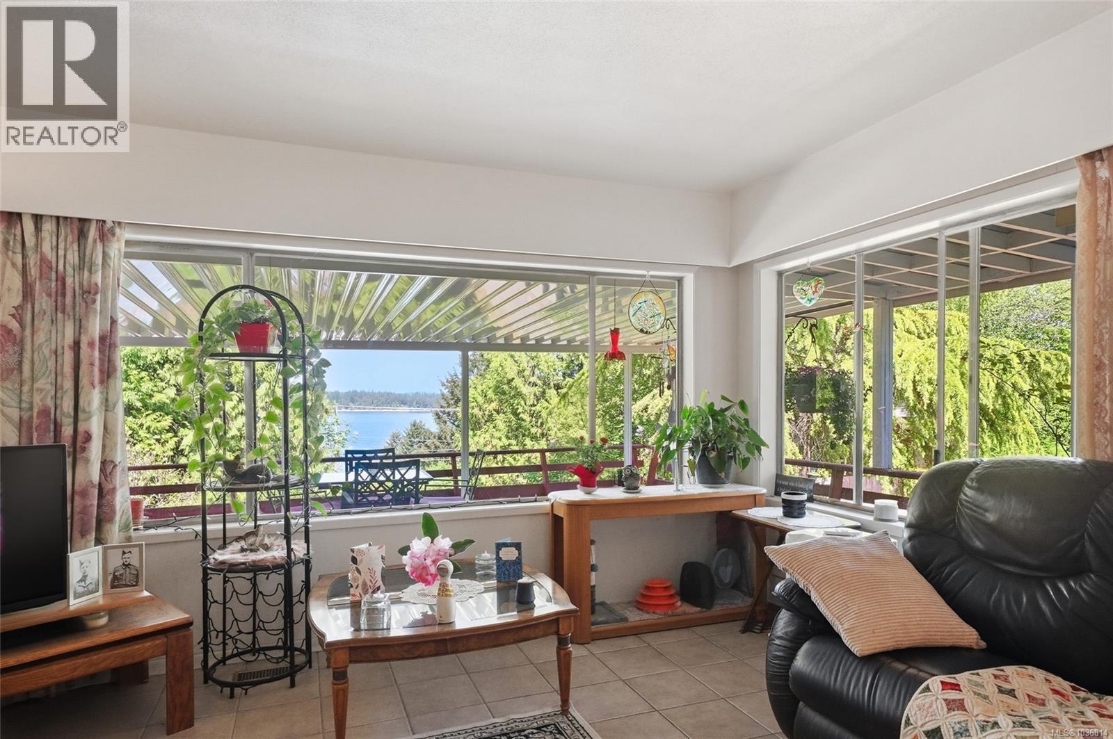 369 Baker Rd - 5