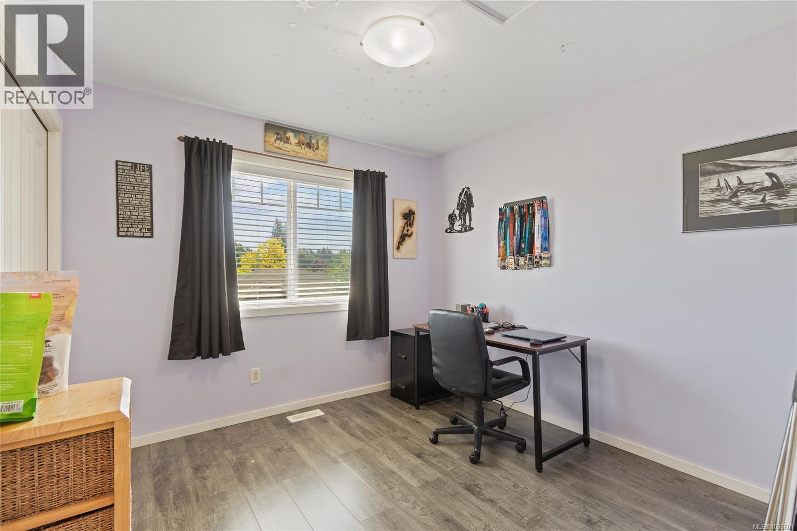614 Oakwood Rd - 10